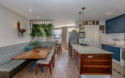 Apartamento com 225m², 3 dormitórios, 3 suítes, 3 vagas, no bairro Centro em Balneário Camboriú para Comprar
