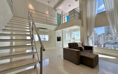Apartamento com 0m², 3 dormitórios, 3 suítes, 2 vagas, no bairro Centro em Balneário Camboriú para Comprar