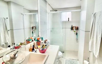 Apartamento com 0m², 3 dormitórios, 1 vaga, no bairro Centro em Balneário Camboriú para Comprar