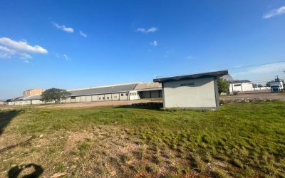 Pavilhão com 1815m², 20 vagas, no bairro Industrial em Eldorado do Sul para Alugar