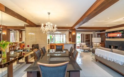 Casa em Condominio com 375m², 5 dormitórios, 3 suítes, 2 vagas, no bairro Três Figueiras em Porto Alegre para Comprar ou Alugar