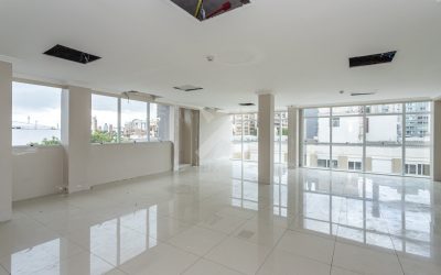 Salas/Conjuntos com 100m², 2 vagas, no bairro Petrópolis em Porto Alegre para Alugar