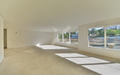 Apartamento com 309m², 3 dormitórios, 3 suítes, 4 vagas, no bairro Três Figueiras em Porto Alegre para Comprar