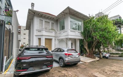 Casa comercial com 230m², 3 vagas, no bairro Moinhos de Vento em Porto Alegre para Alugar